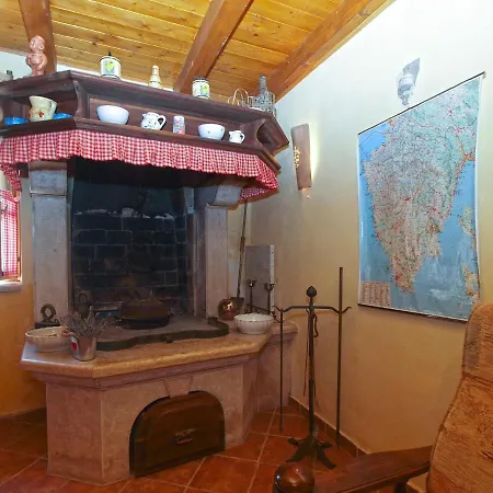 House 661 Orihi