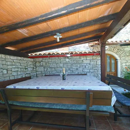 بيت للعطل House 661 *